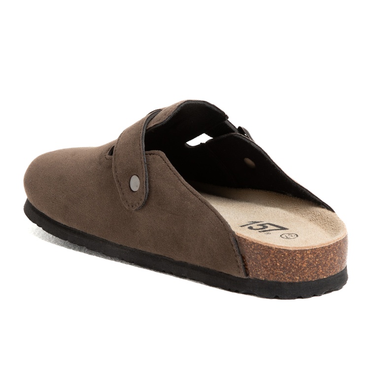 Clog "Buster" Brown